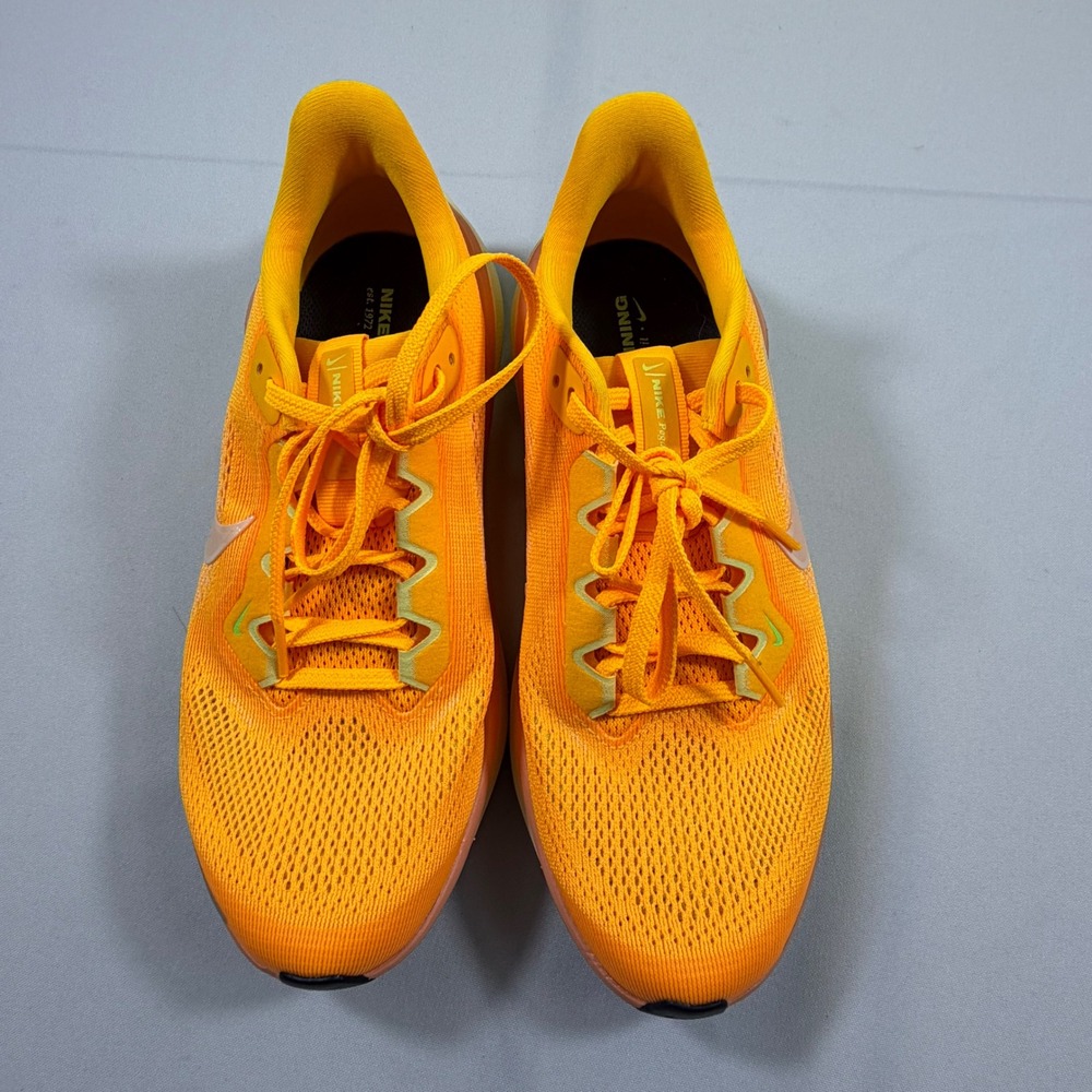 Nike Air Zoom Pegasus 40 Laser Orange Melon Tint Running Shoes 6Y - Picture 2 of 6